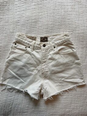 90’s vintage express white jean shorts size 3/4